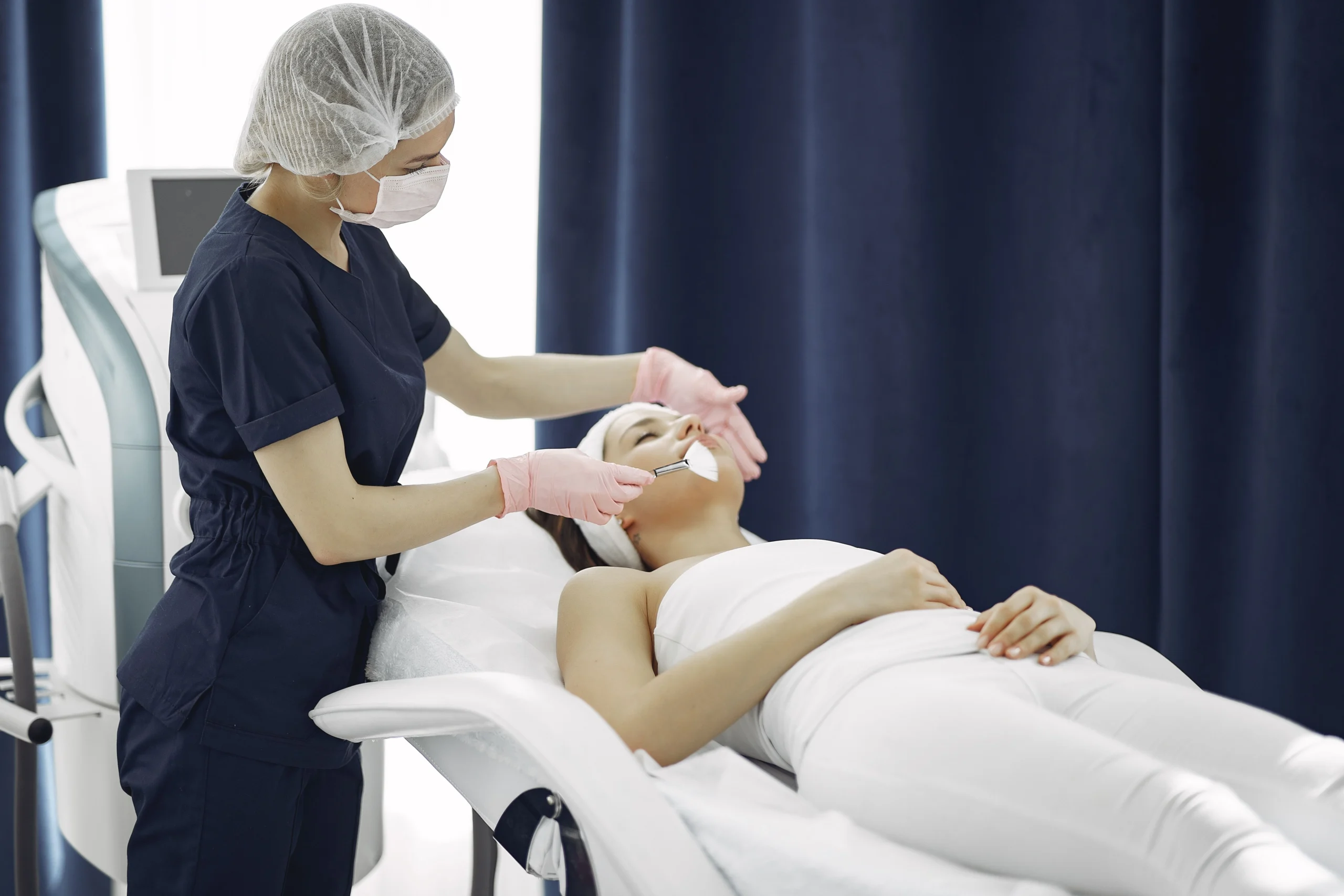 Read more about the article Best Skin Clinic in Santacruz West, Mumbai — Archana Wellness