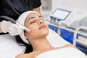 Aesthetic Clinic Near Me: What to Check Before Booking in Santacruz West